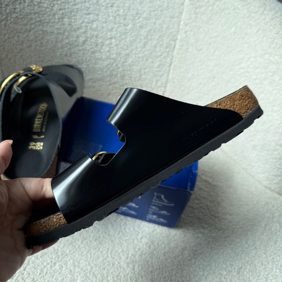 ✨ Birkenstock Arizona Big Buckle — High Shine Black — Women’s 8 / EU 39 — NIB ✨ - Picture 7 of 14
